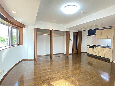 304�����N���[�[�b�g�E�L�b�`���i���j